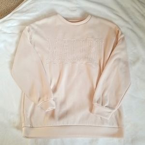 Oversized sweatshirt. Shein. Size small.